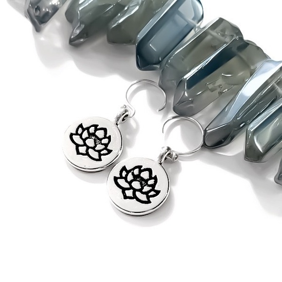 925 sterling silver lotus flower dangle earrings - Picture 4 of 9